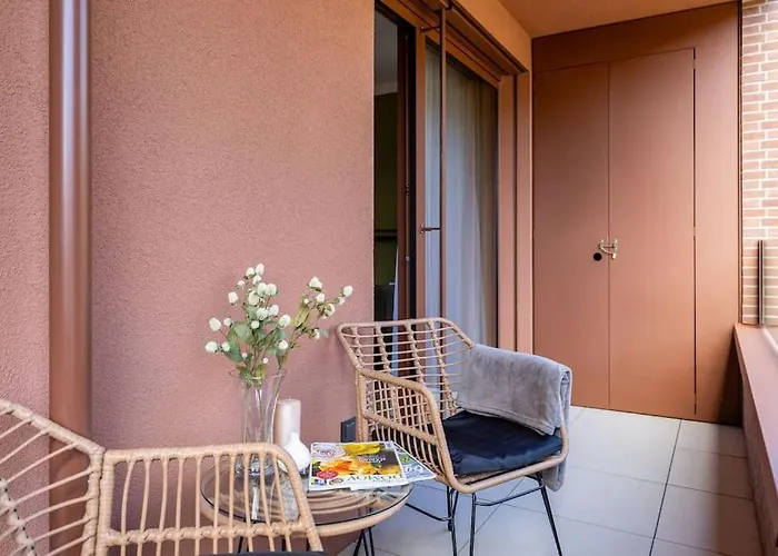 Zwirn Comfort With Balcony * Pozsony