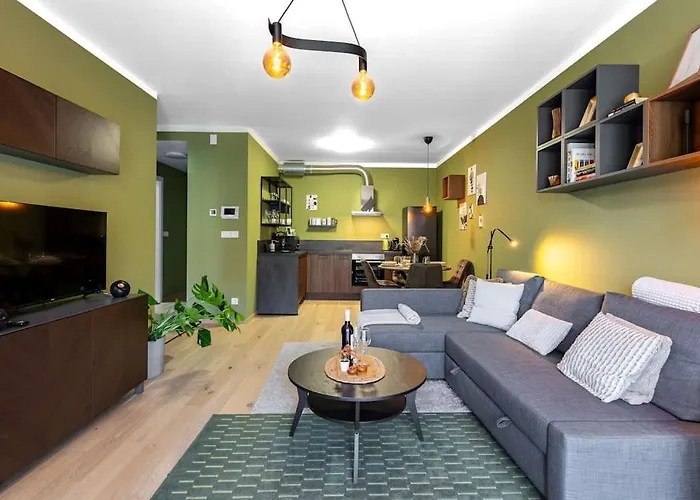 Zwirn Comfort With Balcony