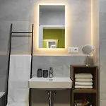 Zwirn Comfort With Balcony