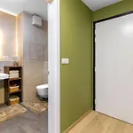 Zwirn Comfort With Balcony * ブラチスラヴァ