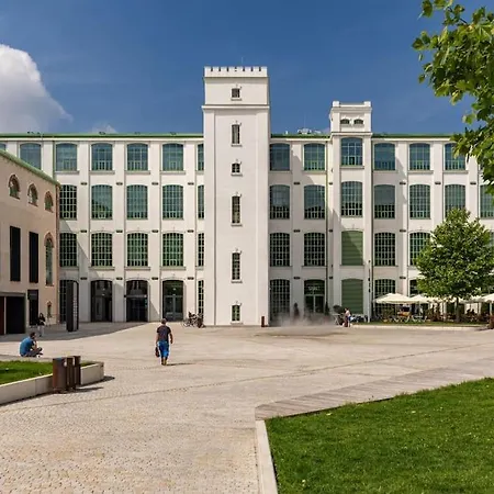 Zwirn Comfort With Balcony Bratislava