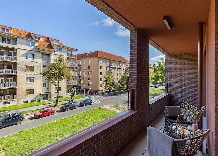 Zwirn Comfort With Balcony Apartment Bratislava