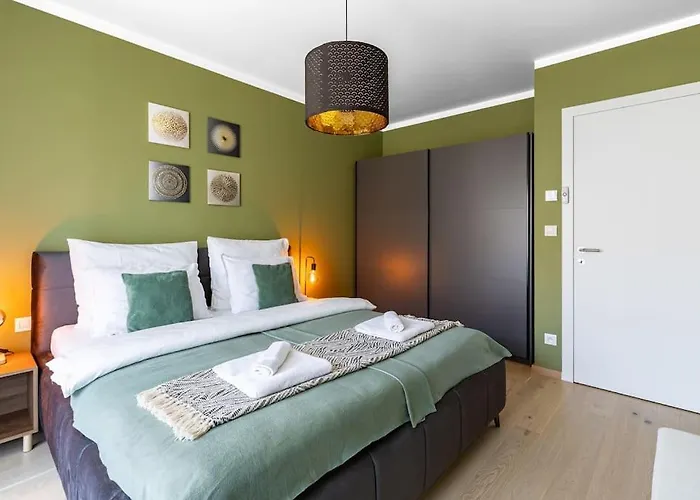 Zwirn Comfort With Balcony