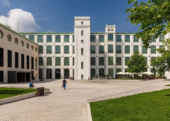 Zwirn Comfort With Balcony Bratislava